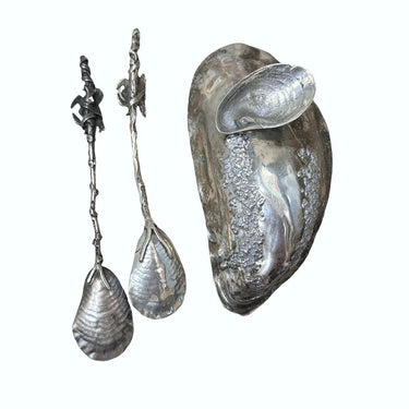 Gorham Narragansett Sterling Silver Salt & Pepper Cellar with Spoons.