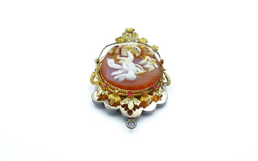 Victorian Yellow and Rose Gold Cameo Pendant
