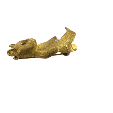 Vintage 18K teddy bear brooch.