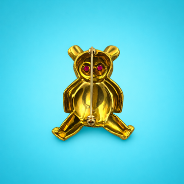 Vintage 18K teddy bear brooch.