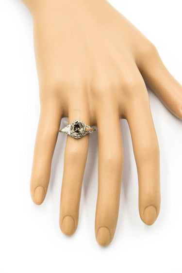 Art Deco White Gold and Diamond Filigree Ring