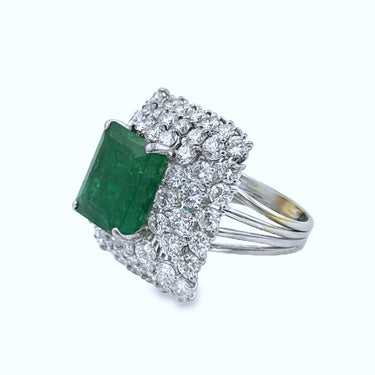 Vintage 18K White Gold Diamond & Emerald Cocktail Ring.
